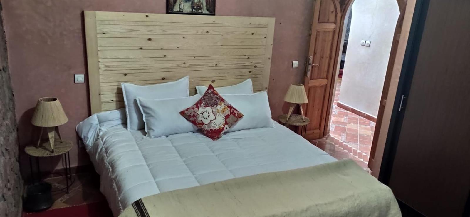 Auberge Laurier Rose Урика Екстериор снимка